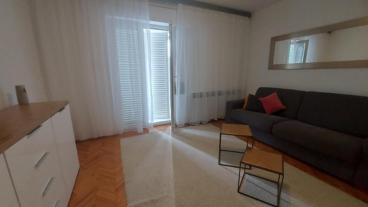 Ferienwohnung Corina & Franco Senj  Exterior foto