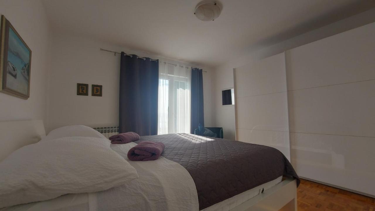 Ferienwohnung Corina & Franco Senj  Exterior foto