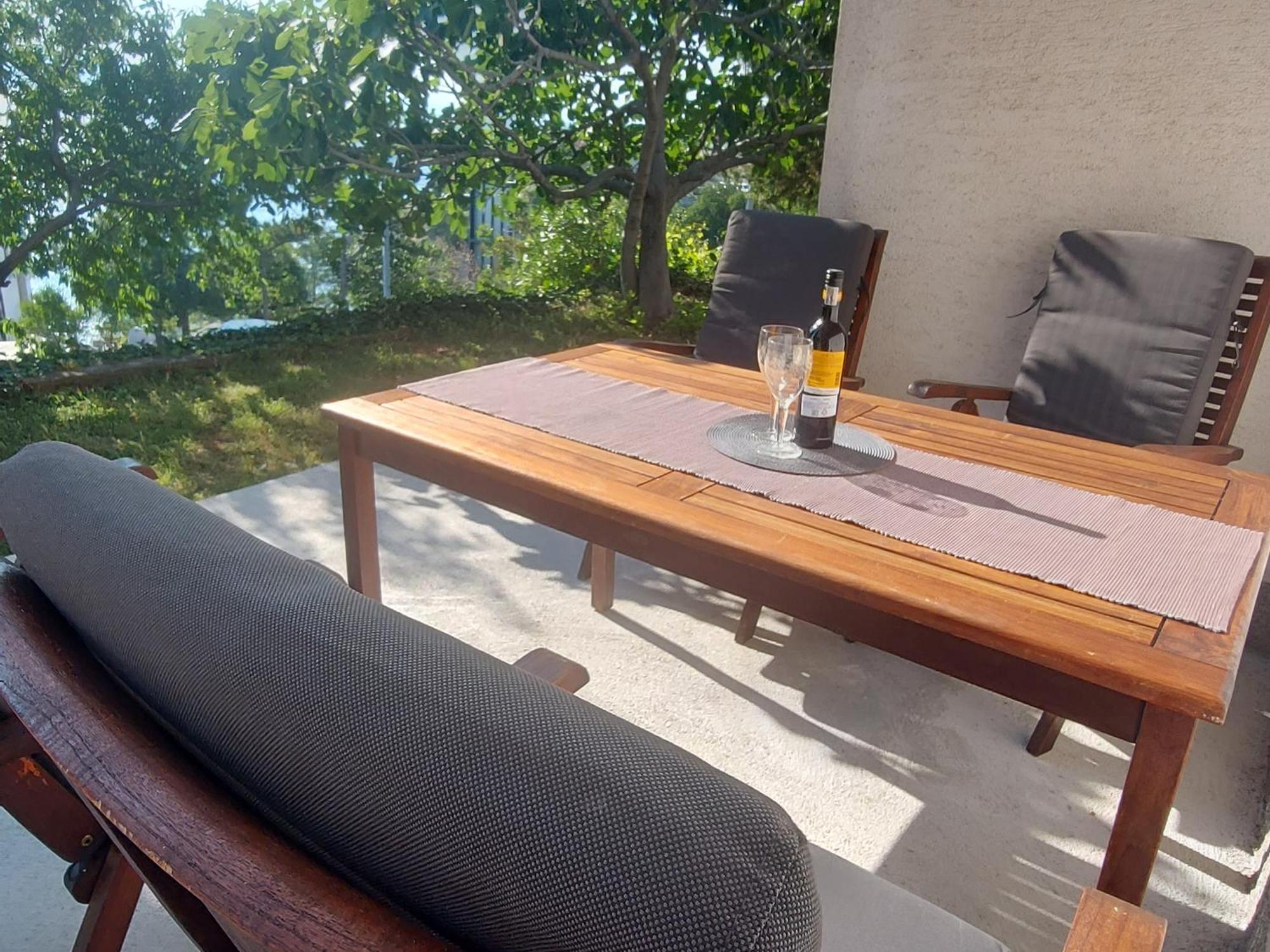 Ferienwohnung Corina & Franco Senj  Zimmer foto